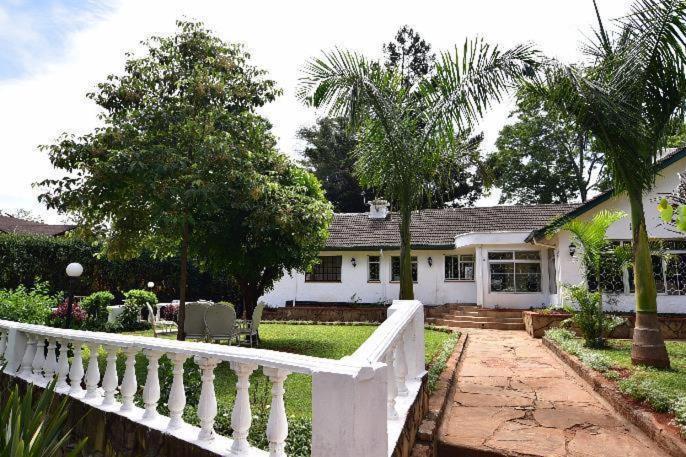 Palm Valley Nairobi Exterior photo